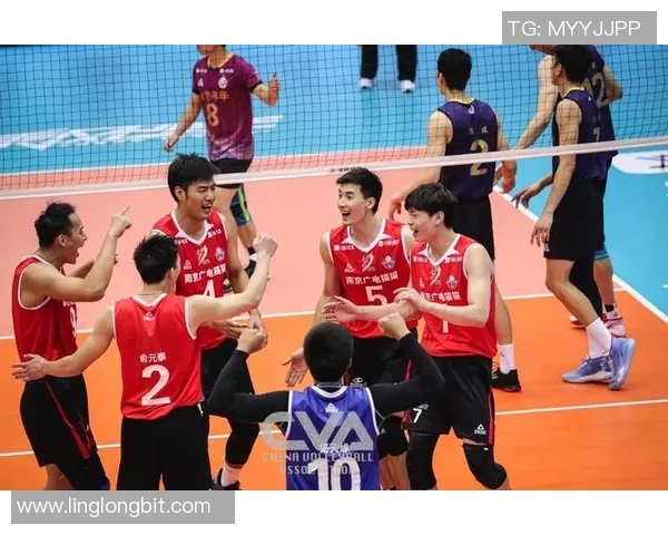 上海排球队总决赛精彩回顾与实力分析展现团队风采与竞技水平 上海排球队总决赛精彩回顾与实力分析展现团队风采与竞技水平